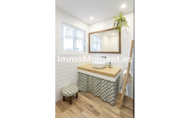 Revente - Appartement - Marbella - Nueva Andalucía