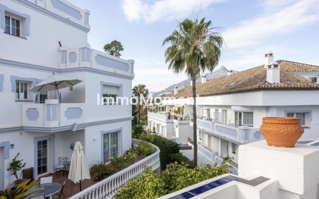 Revente - Appartement - Marbella - Nueva Andalucía
