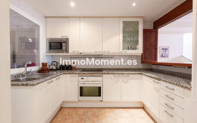 Wiederverkauf - Wohnung - Estepona  - Estepona Centro