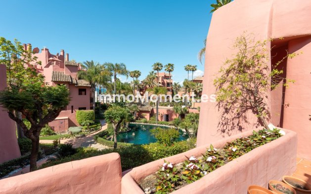 Wiederverkauf - Wohnung - Estepona  - Estepona Centro