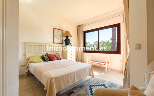 Wiederverkauf - Wohnung - Estepona  - Estepona Centro