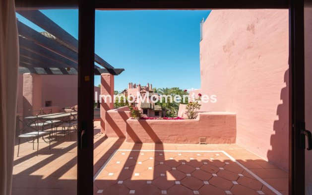 Wiederverkauf - Wohnung - Estepona  - Estepona Centro