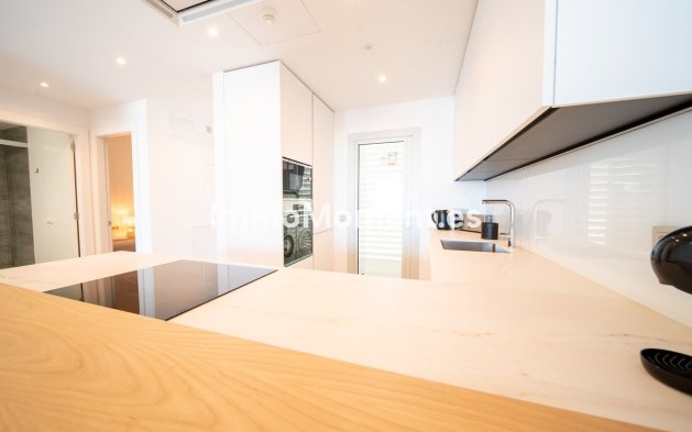 Resale - Apartment - Fuengirola - Fuengirola Centro