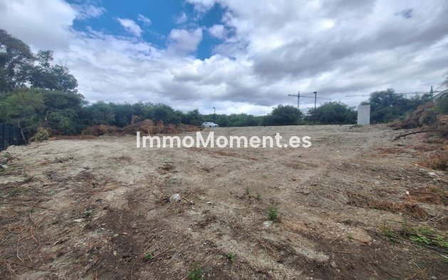 Resale - Plot - Estepona - Estepona Centro