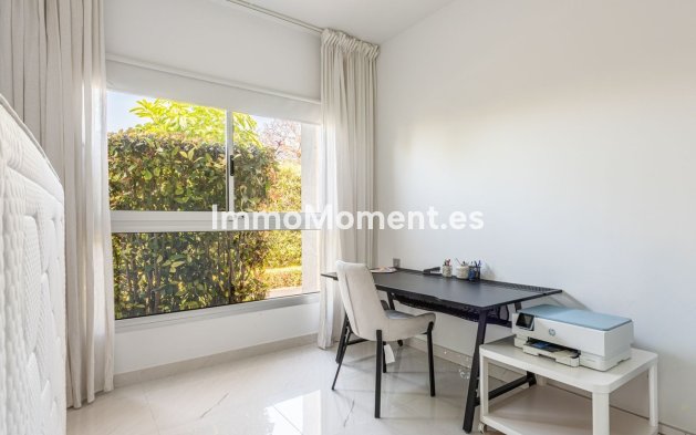 Wiederverkauf - Wohnung - Estepona  - Bel Air