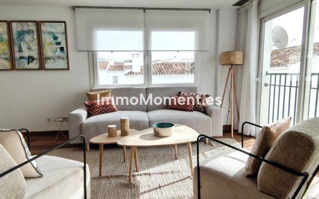 Resale - Apartment - Marbella - Puerto Banús