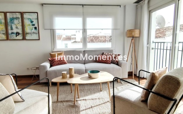 Resale - Apartment - Marbella - Puerto Banús