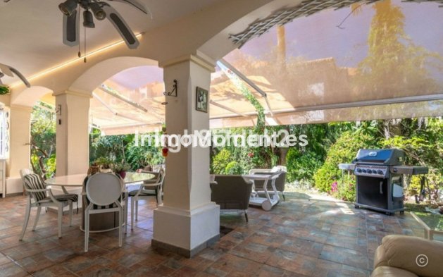 Bestaande woning - Vrijstaande villa - Estepona  - Estepona Centro