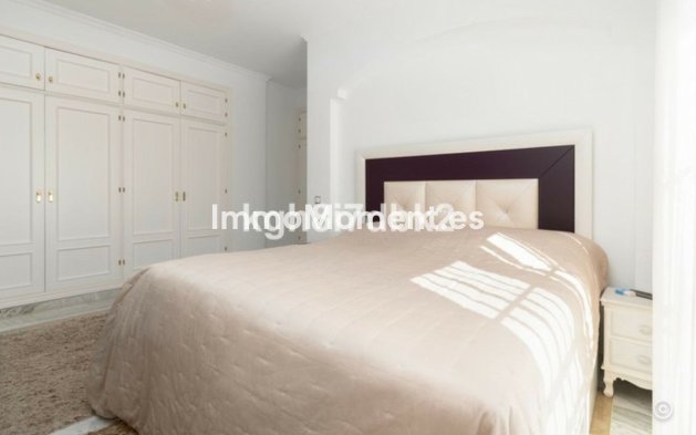 Bestaande woning - Vrijstaande villa - Estepona  - Estepona Centro