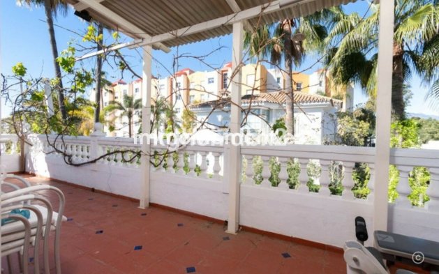 Bestaande woning - Vrijstaande villa - Estepona  - Estepona Centro