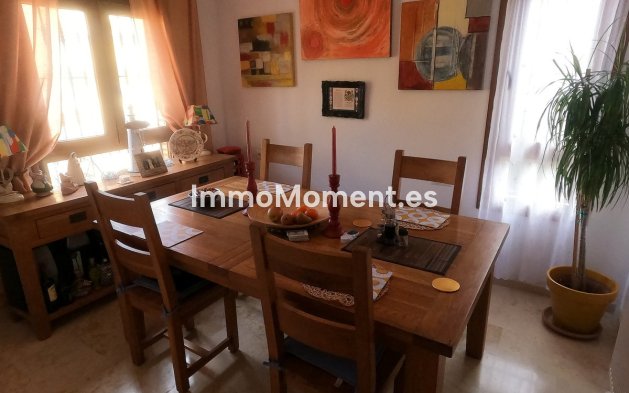 Resale - Detached villa - Algorfa - La Finca Golf
