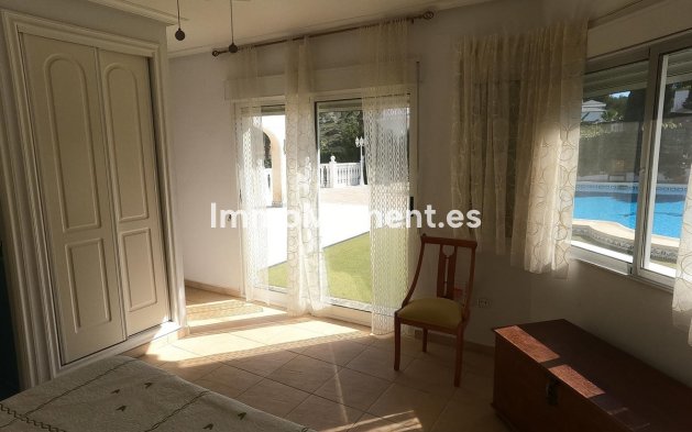 Wiederverkauf - Freistehende Villa - Algorfa - Algorfa Centro