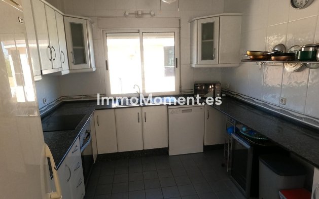 Wiederverkauf - Freistehende Villa - Algorfa - Algorfa Centro