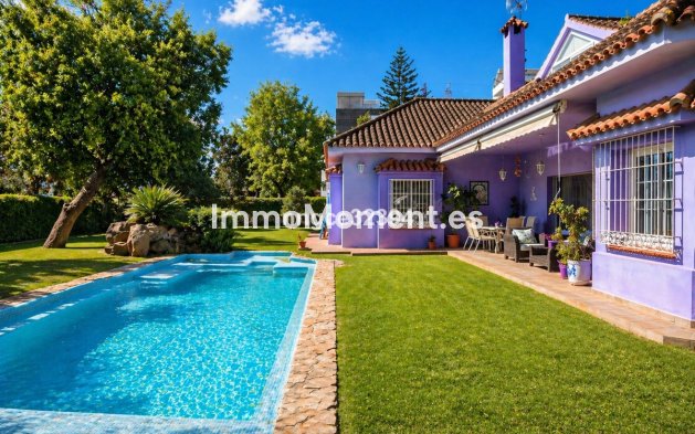 Resale - Detached villa - Sotogrande - San Roque