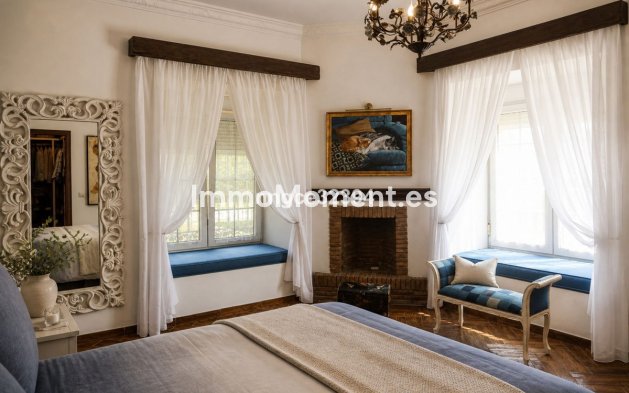 Resale - Detached villa - Sotogrande - San Roque
