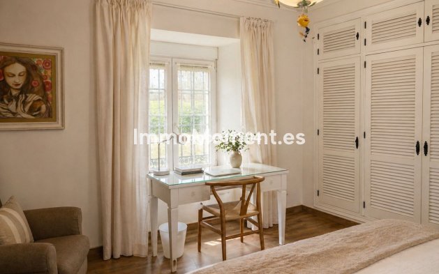Resale - Detached villa - Sotogrande - San Roque