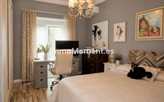 Resale - Detached villa - Sotogrande - San Roque
