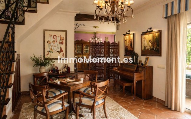 Resale - Detached villa - Sotogrande - San Roque