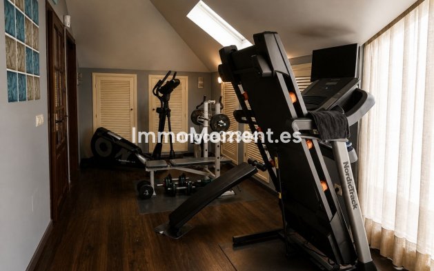 Resale - Detached villa - Sotogrande - San Roque