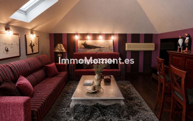 Resale - Detached villa - Sotogrande - San Roque
