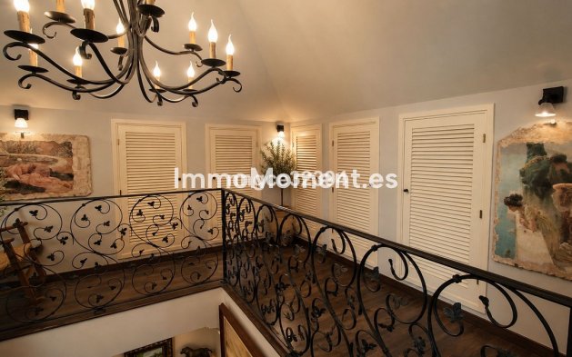 Resale - Detached villa - Sotogrande - San Roque