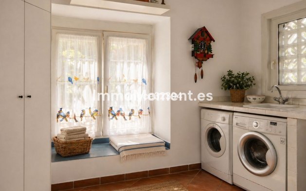 Resale - Detached villa - Sotogrande - San Roque