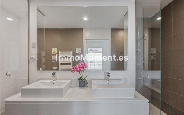 Revente - Maison mitoyenne - Estepona  - Cancelada