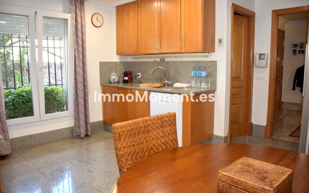 Bestaande woning - Vrijstaande villa - Marbella - Santa Clara