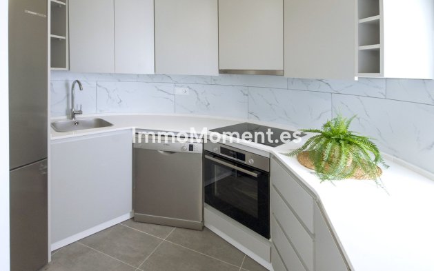 Bestaande woning - Appartement - Estepona  - Estepona Centro
