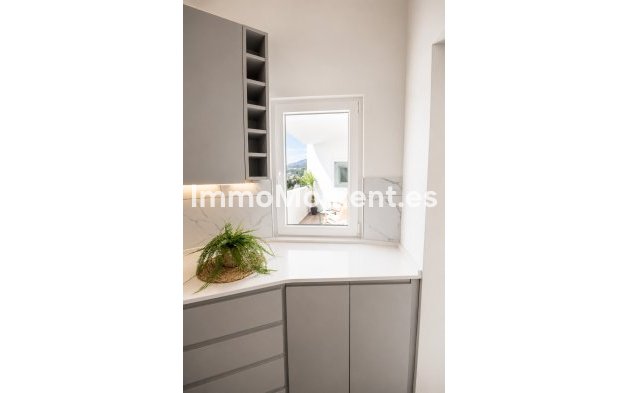 Bestaande woning - Appartement - Estepona  - Estepona Centro