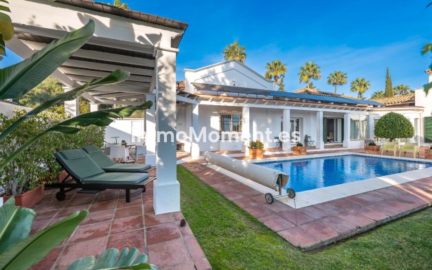 Resale - Detached villa - Sotogrande