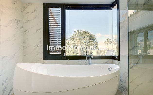 Reventa - Villa independiente - Marbella - El Rosario