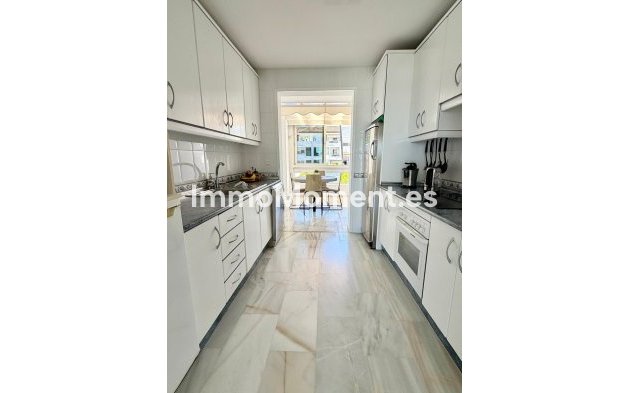 Reventa - Apartamento - Estepona  - Estepona Centro