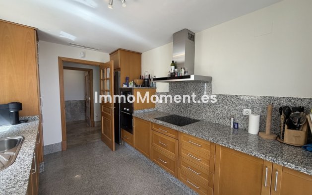 Wiederverkauf - Freistehende Villa - Marbella - Marbella Centro