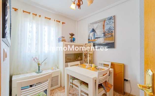 Bestaande woning - Vrijstaande villa - Orihuela - Punta Prima
