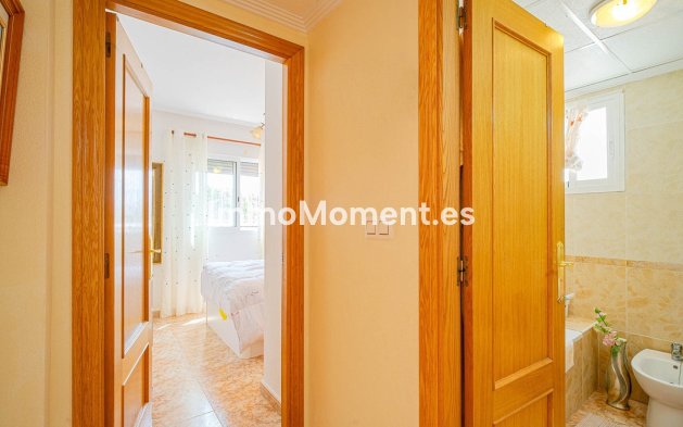 Bestaande woning - Vrijstaande villa - Orihuela - Punta Prima
