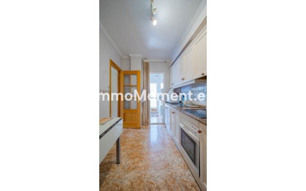 Bestaande woning - Vrijstaande villa - Orihuela - Punta Prima
