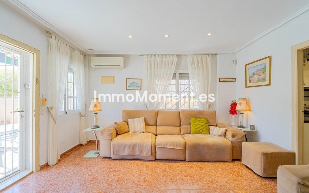 Reventa - Villa independiente - Orihuela - Punta Prima