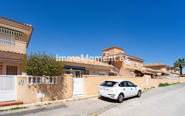 Reventa - Villa independiente - Orihuela - Punta Prima