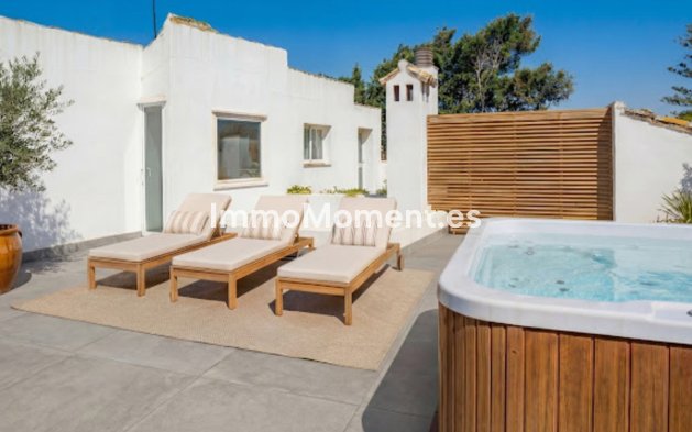 Wiederverkauf - Wohnung - Estepona  - Estepona Centro