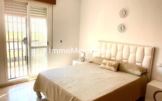 Wiederverkauf - Freistehende Villa - Marbella - Marbella Centro