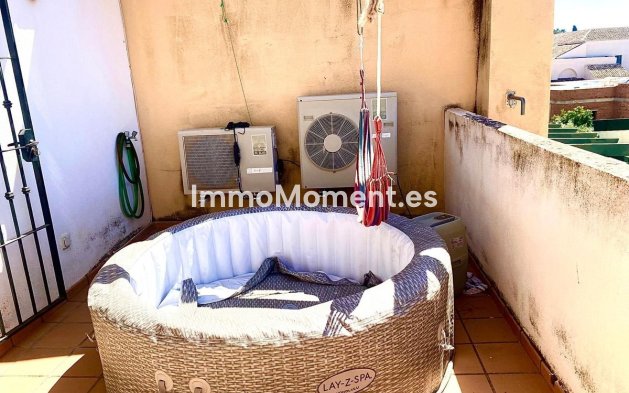Wiederverkauf - Freistehende Villa - Marbella - Marbella Centro