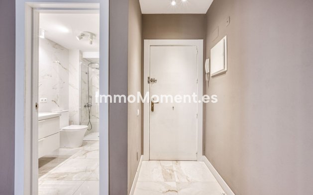 Wiederverkauf - Wohnung - Marbella - Puerto Banús