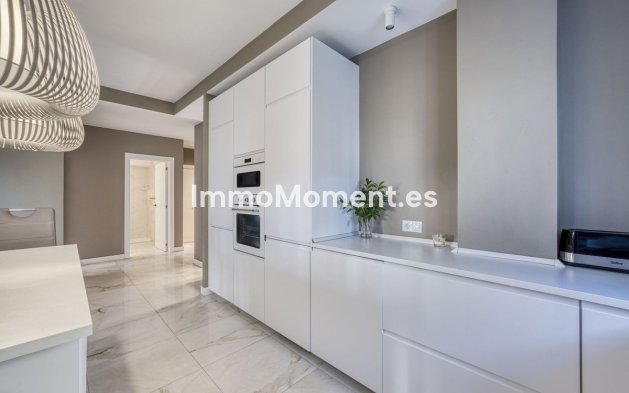 Wiederverkauf - Wohnung - Marbella - Puerto Banús