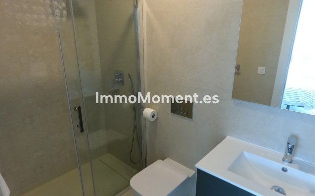 Resale - Detached villa - Algorfa - La Finca Golf