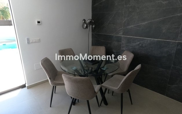 Resale - Detached villa - Algorfa - La Finca Golf
