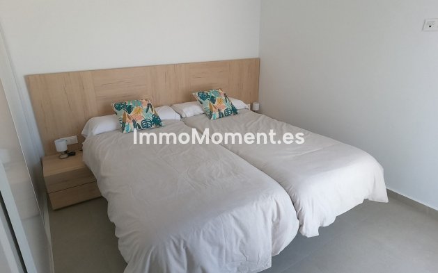 Resale - Detached villa - Algorfa - La Finca Golf