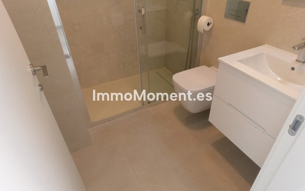 Resale - Detached villa - Algorfa - La Finca Golf