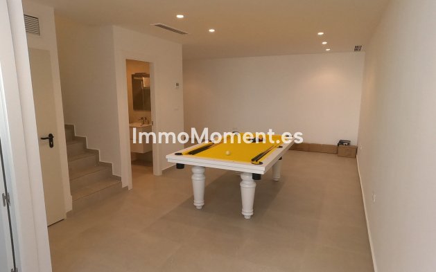 Resale - Detached villa - Algorfa - La Finca Golf