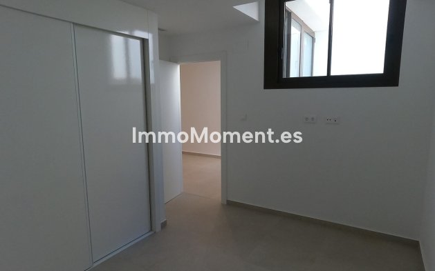 Resale - Detached villa - Algorfa - La Finca Golf
